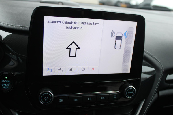 Ford Fiesta 1.0 EcoBoost 125 PK Hybrid Vignale | Trekhaak | Camera | Lederen bekleding | Adaptieve Cruise Control | BLIS | Keyless Entry | Navigatie | Winterpack