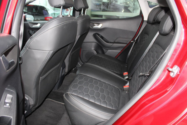 Ford Fiesta 1.0 EcoBoost 125 PK Hybrid Vignale | Trekhaak | Camera | Lederen bekleding | Adaptieve Cruise Control | BLIS | Keyless Entry | Navigatie | Winterpack