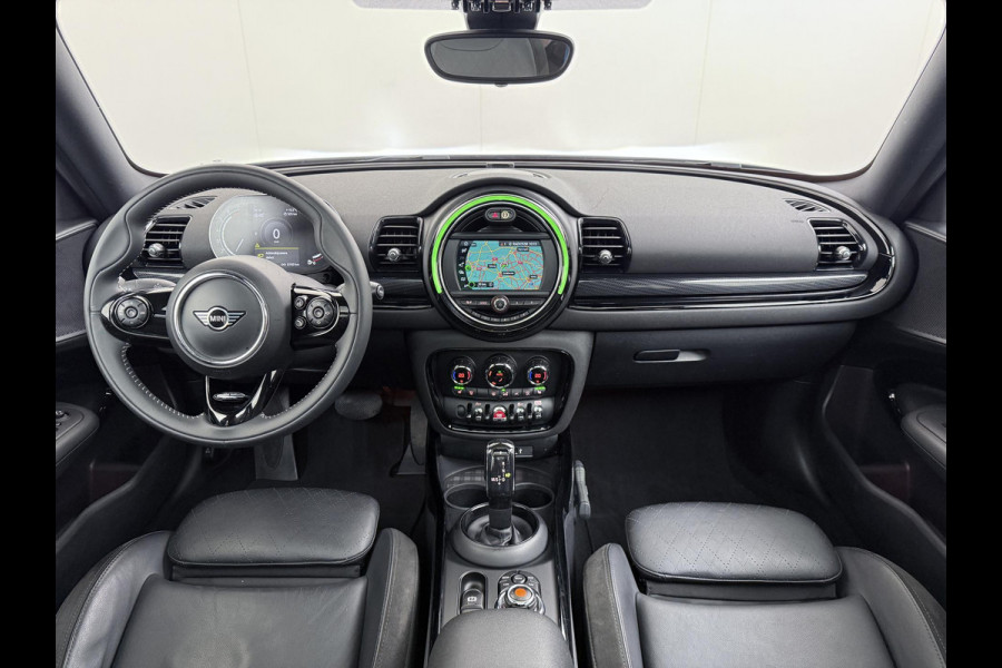 MINI Clubman 1.5 Cooper Richmond Park Edition | PANORAMA DAK | CAMERA| STOELVERW. | LEER| KEYLESS| ORIGINEEL NL AUTO  RIJKLAARPRIJS INCL. 12 MND BOVAG GARANTIE