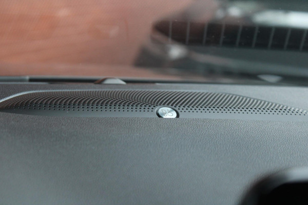 Ford Kuga 2.5 PHEV Titanium X | Winter Pack | Adaptive cruise control | Dodehoeksensoren | Camera