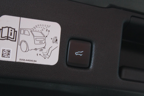 Ford Kuga 2.5 PHEV Titanium X | Winter Pack | Adaptive cruise control | Dodehoeksensoren | Camera