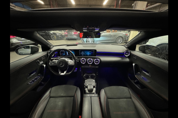 Mercedes-Benz CLA-Klasse Shooting Brake AMG 35 4MATIC Pano