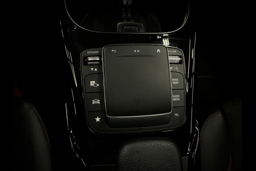 Mercedes-Benz CLA-Klasse Shooting Brake AMG 35 4MATIC Pano