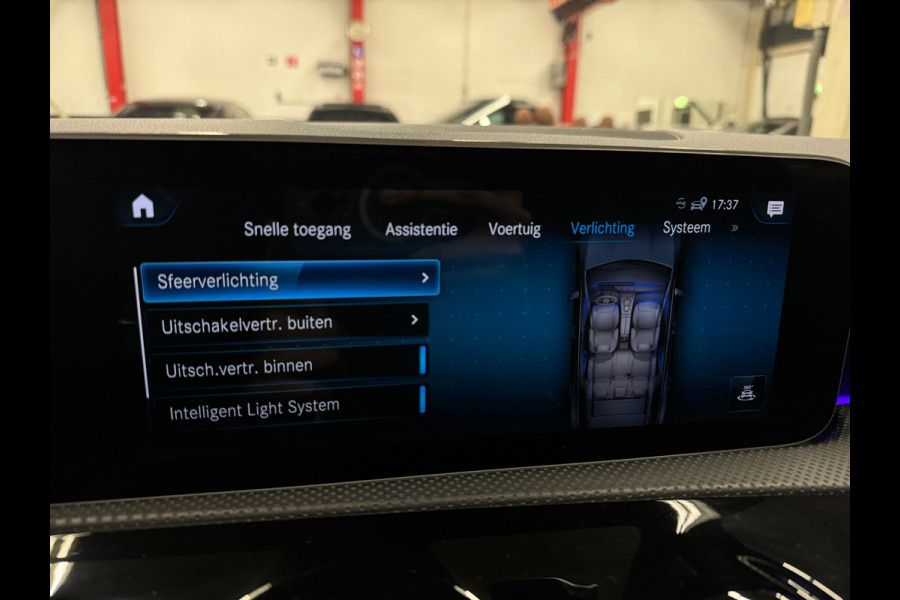 Mercedes-Benz CLA-Klasse Shooting Brake AMG 35 4MATIC Pano