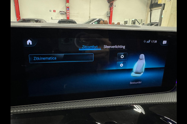 Mercedes-Benz CLA-Klasse Shooting Brake AMG 35 4MATIC Pano