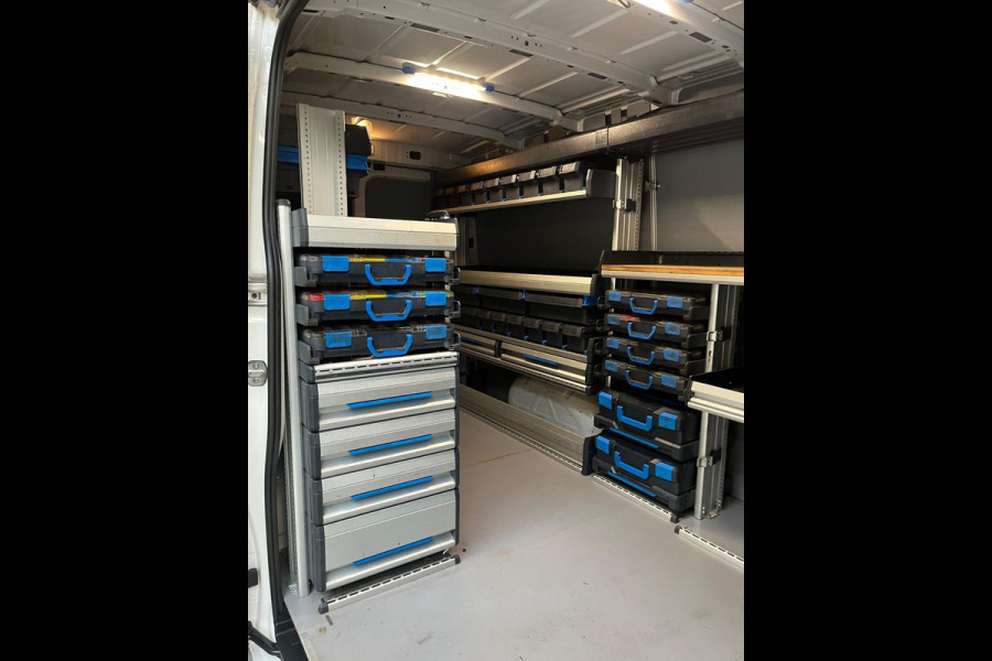 Volkswagen Crafter Automaat DSG Servicewagen 35 2.0 TDI 140pk euro6 L3H2 oude L2H1 Highline 3Persoons Sortimo, V230, RIJKLAARPRIJS