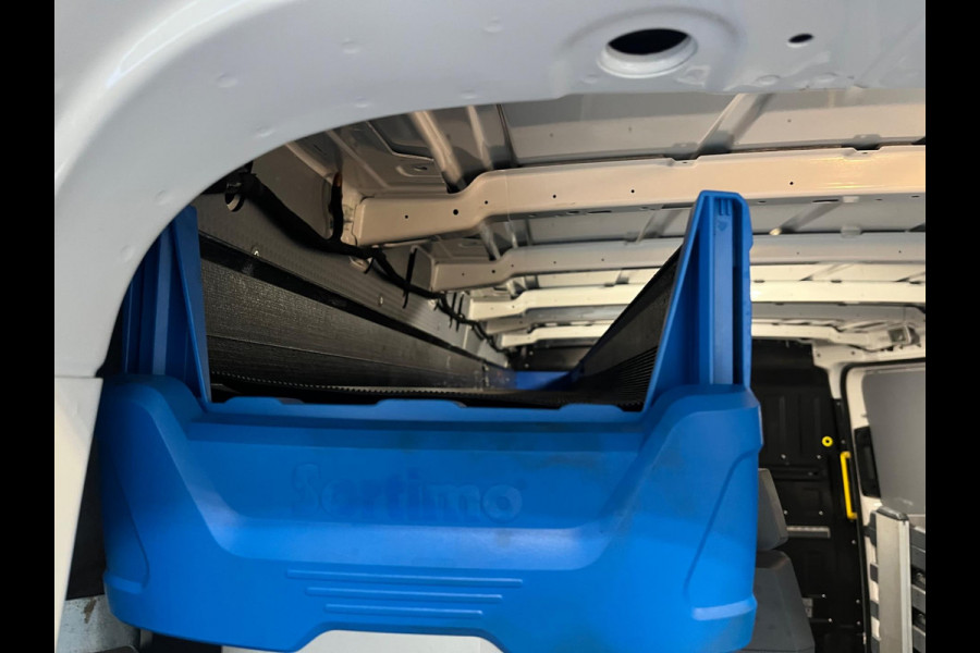 Volkswagen Crafter Automaat DSG Servicewagen 35 2.0 TDI 140pk euro6 L3H2 oude L2H1 Highline 3Persoons Sortimo, V230, RIJKLAARPRIJS