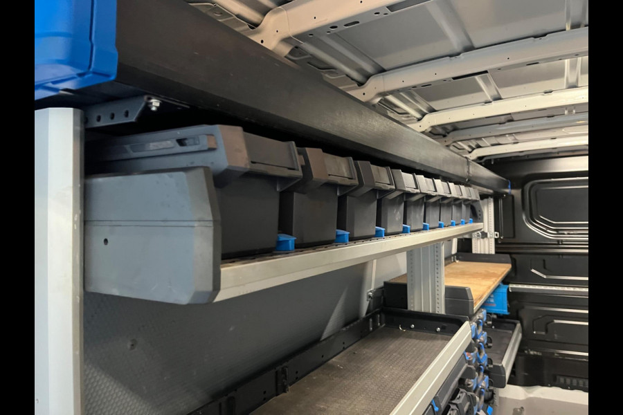 Volkswagen Crafter Automaat DSG Servicewagen 35 2.0 TDI 140pk euro6 L3H2 oude L2H1 Highline 3Persoons Sortimo, V230, RIJKLAARPRIJS