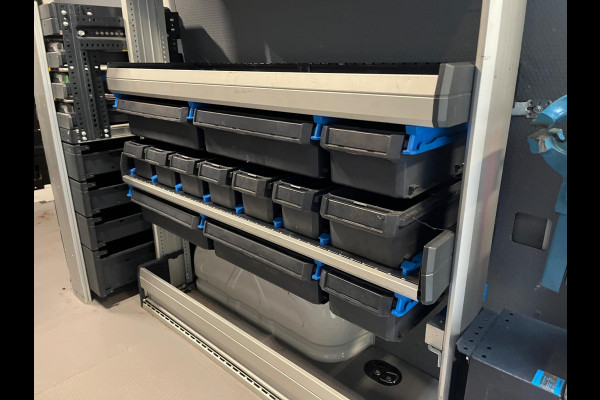 Volkswagen Crafter Automaat DSG Servicewagen 35 2.0 TDI 140pk euro6 L3H2 oude L2H1 Highline 3Persoons Sortimo, V230, RIJKLAARPRIJS