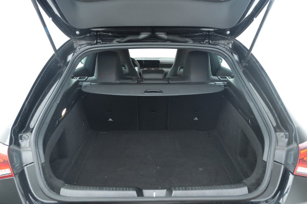 Mercedes-Benz CLA-Klasse Shooting Brake AMG 45 S 4MATIC+ 422Pk, Navigatie, Climate,