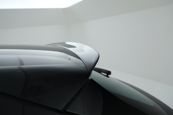 Mercedes-Benz CLA-Klasse Shooting Brake AMG 45 S 4MATIC+ 422Pk, Navigatie, Climate,