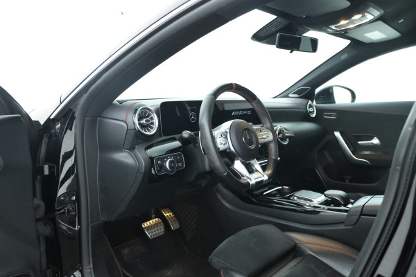 Mercedes-Benz CLA-Klasse Shooting Brake AMG 45 S 4MATIC+ 422Pk, Navigatie, Climate,