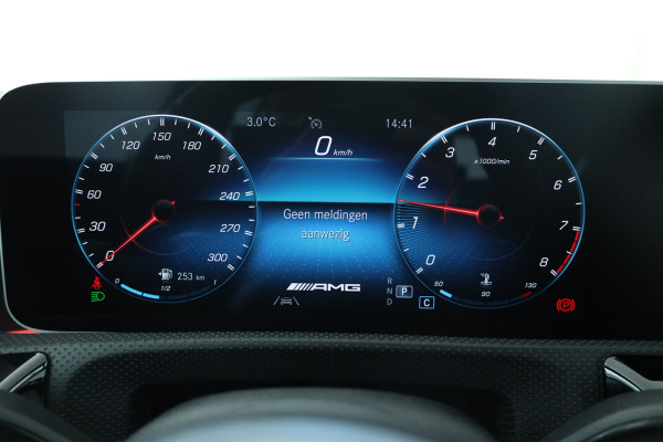 Mercedes-Benz CLA-Klasse Shooting Brake AMG 45 S 4MATIC+ 422Pk, Navigatie, Climate,