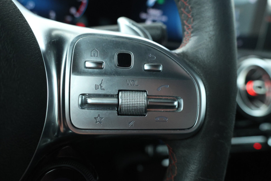 Mercedes-Benz CLA-Klasse Shooting Brake AMG 45 S 4MATIC+ 422Pk, Navigatie, Climate,