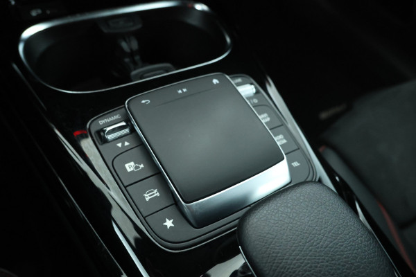 Mercedes-Benz CLA-Klasse Shooting Brake AMG 45 S 4MATIC+ 422Pk, Navigatie, Climate,