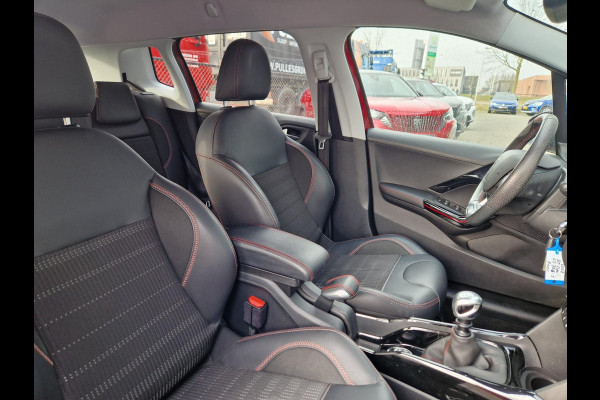 Peugeot 2008 1.2 130PK PureTech GT-Line /Org NL /Trekhaak