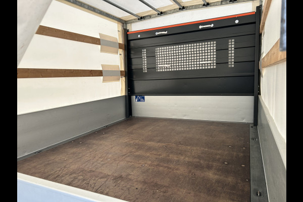 Mercedes-Benz Sprinter 315 CDI L2 D.C. Open laadbak / Trekhaak / MBUX / Carplay navigatie / Cruise control / Airco