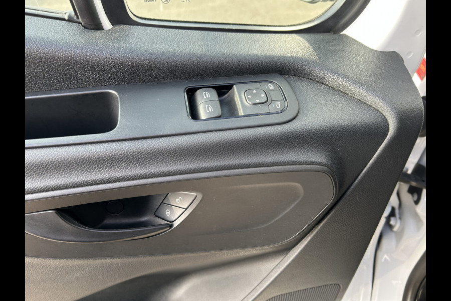 Mercedes-Benz Sprinter 315 CDI L2 D.C. Open laadbak / Trekhaak / MBUX / Carplay navigatie / Cruise control / Airco