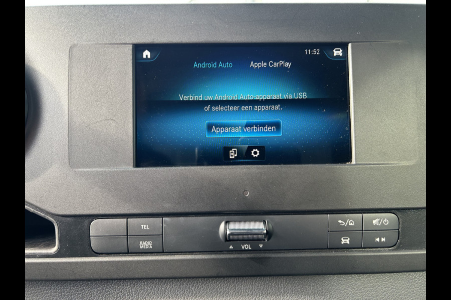 Mercedes-Benz Sprinter 315 CDI L2 D.C. Open laadbak / Trekhaak / MBUX / Carplay navigatie / Cruise control / Airco