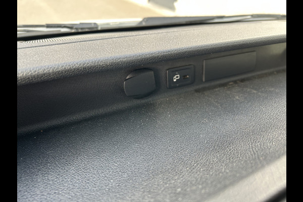 Mercedes-Benz Sprinter 315 CDI L2 D.C. Open laadbak / Trekhaak / MBUX / Carplay navigatie / Cruise control / Airco