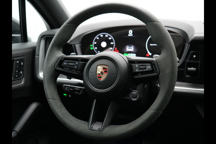 Porsche Cayenne Coupé 3.0 E-Hybrid Plug In Hybrid | MY 2024 Facelift | PHEV | Trekhaak Af Fabriek | Panodak | Luchtvering | Sportuitlaat | PDLS+ | Sport Chrono | InnoDrive Adaptive Cruise | SportDesign | Head up | Soft Close | 22"L.M | 360 Cam