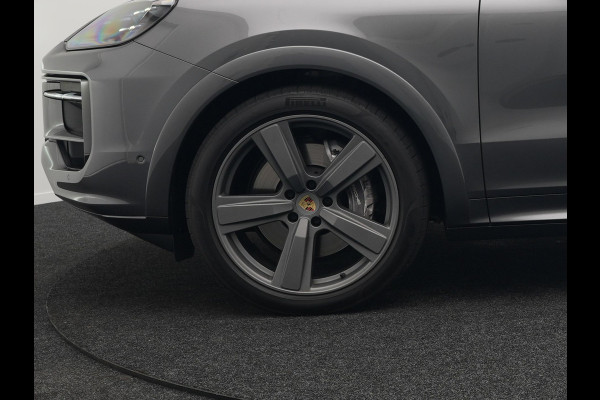 Porsche Cayenne Coupé 3.0 E-Hybrid Plug In Hybrid | MY 2024 Facelift | PHEV | Trekhaak Af Fabriek | Panodak | Luchtvering | Sportuitlaat | PDLS+ | Sport Chrono | InnoDrive Adaptive Cruise | SportDesign | Head up | Soft Close | 22"L.M | 360 Cam