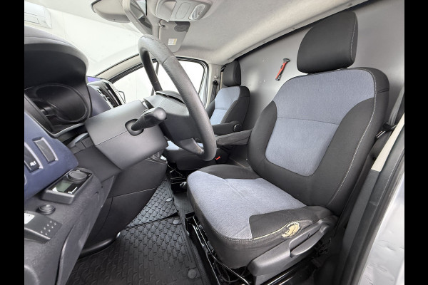 Opel Vivaro 1.6CDTI L1H1 Euro 6 Airco Navi Cruise Control Camera Pdc Regen-Lichtsensor Edition EcoFlex Betonplex Vloer Wandbetimmering Schuifdeur 1e Eigenaar Origineel Nederlandse Auto Dealeronderhouden