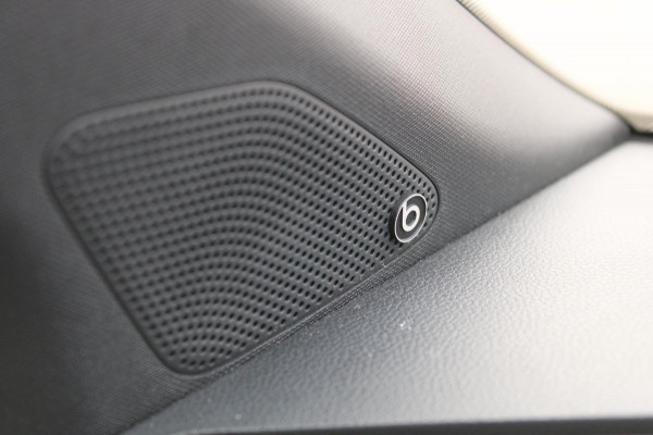 Seat Arona 1.0 TSI FR LaunchEdition Automaat BeatsAudio LED Trekhaak !!NIEUWBINNEN!!