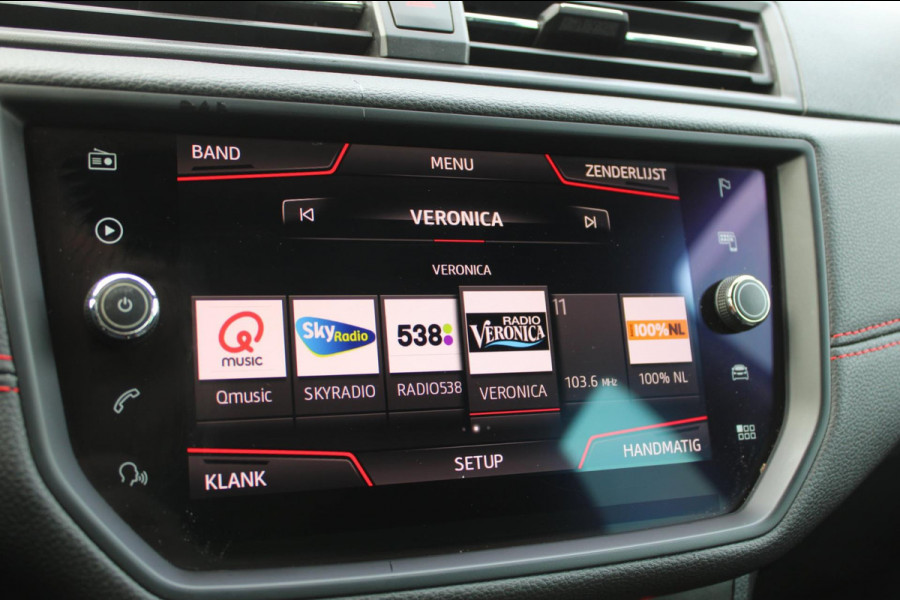 Seat Arona 1.0 TSI FR LaunchEdition Automaat BeatsAudio LED Trekhaak !!NIEUWBINNEN!!