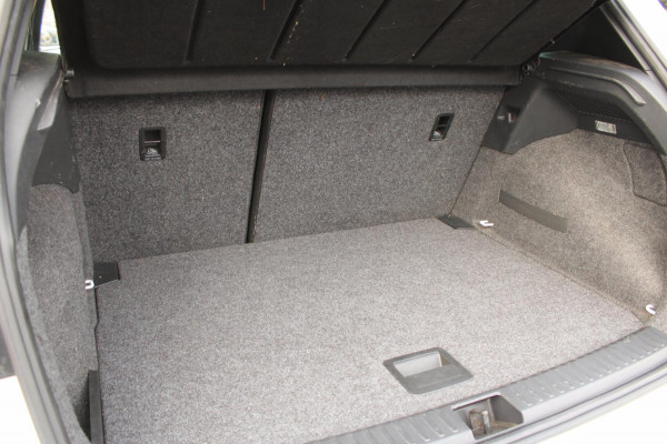 Seat Arona 1.0 TSI FR LaunchEdition Automaat BeatsAudio LED Trekhaak !!NIEUWBINNEN!!