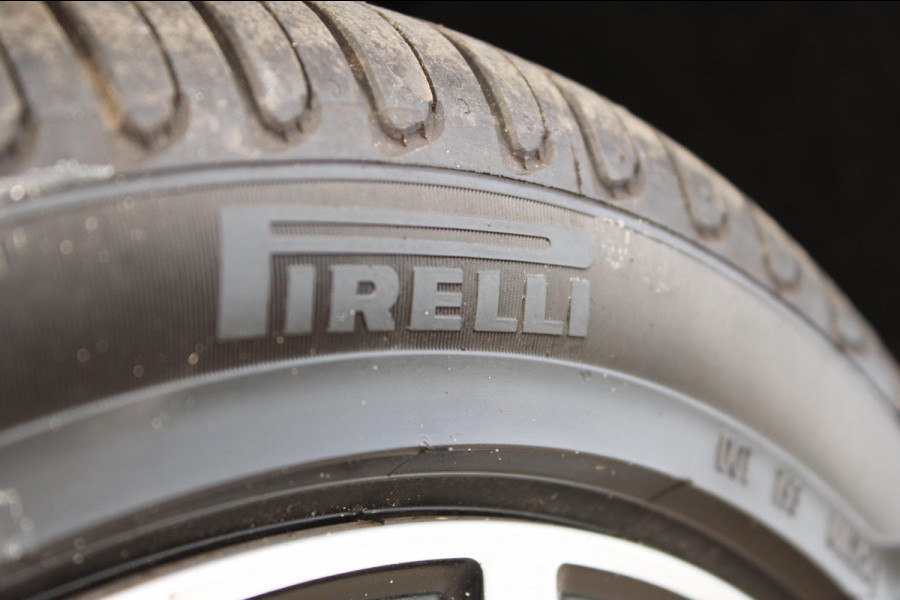 Seat Arona 1.0 TSI FR LaunchEdition Automaat BeatsAudio LED Trekhaak !!NIEUWBINNEN!!