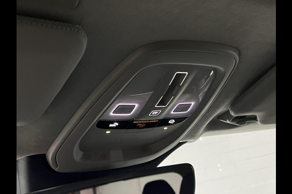 Volvo XC90 2.0 T8 Plug-in hybrid AWD Ultra Dark Luchtvering | Bowers & Wilkins | Massage | Trekhaak | Adapt. Cruise | Stoelventilatie | 22" wielen | 360 camera | Head-up