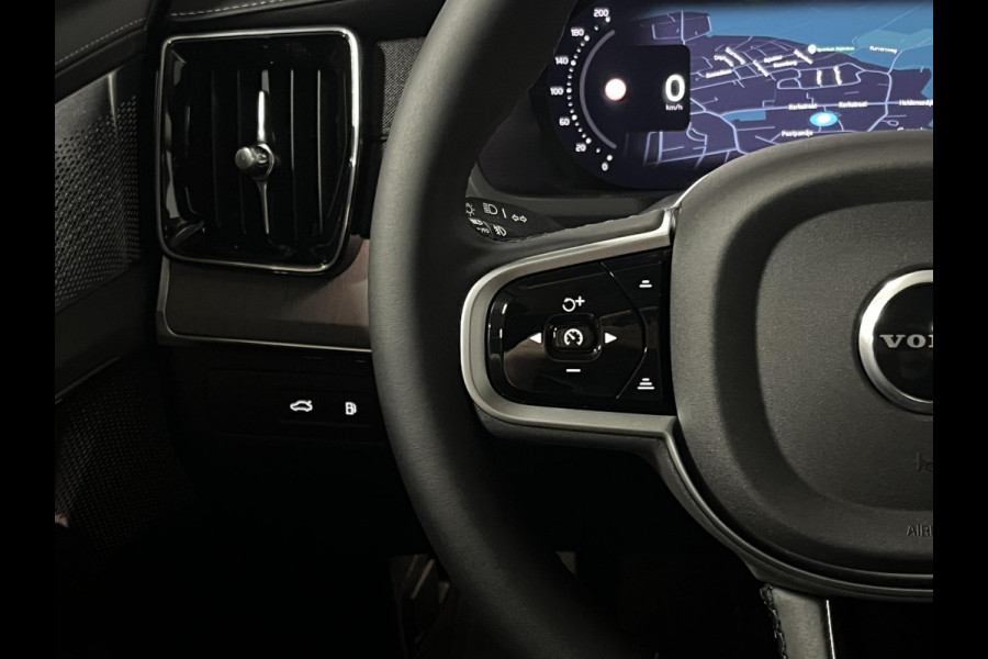 Volvo XC90 2.0 T8 Plug-in hybrid AWD Ultra Dark Luchtvering | Bowers & Wilkins | Massage | Trekhaak | Adapt. Cruise | Stoelventilatie | 22" wielen | 360 camera | Head-up