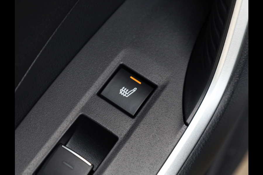 Toyota RAV4 2.5 Plugin Hybrid Bi-Tone+ | Panoramadak | JBL | Stoelventilatie