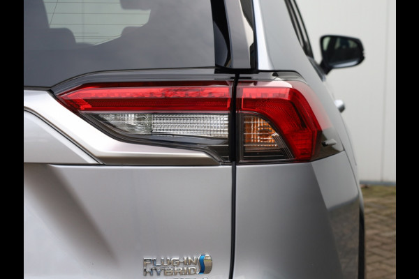 Toyota RAV4 2.5 Plugin Hybrid Bi-Tone+ | Panoramadak | JBL | Stoelventilatie
