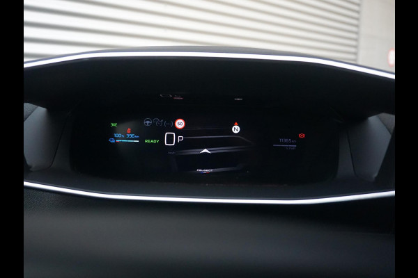 Peugeot e-2008 EV GT Avantage 54 kWh Alcantara interieur