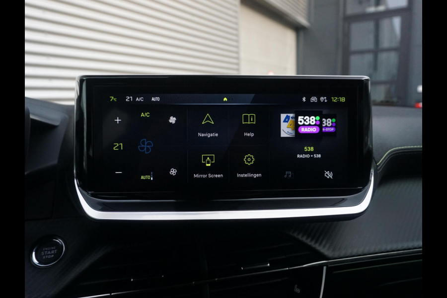 Peugeot e-2008 EV GT Avantage 54 kWh Alcantara interieur