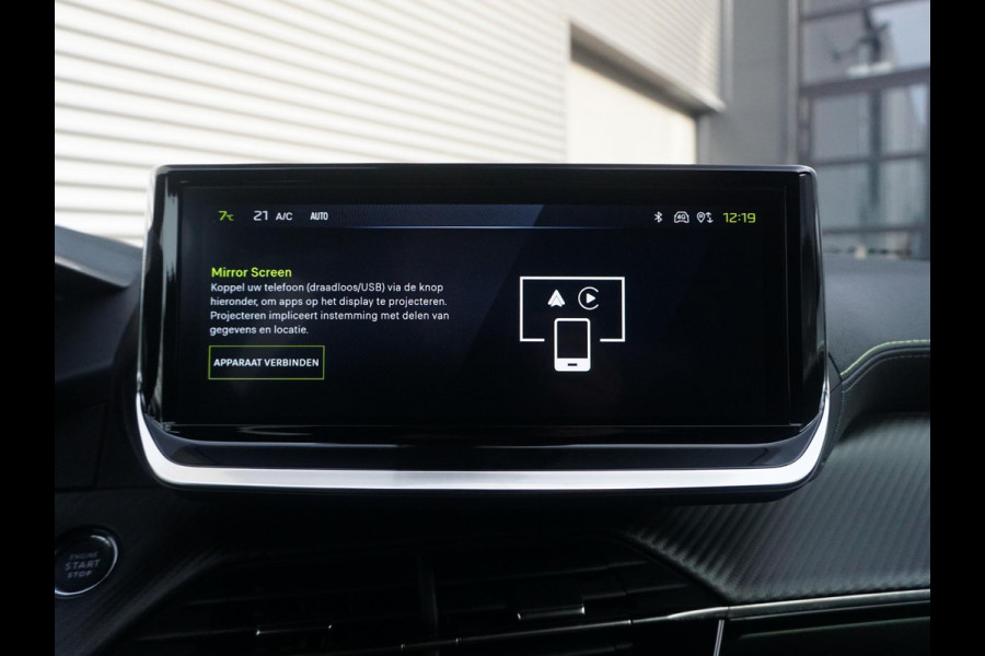 Peugeot e-2008 EV GT Avantage 54 kWh Alcantara interieur