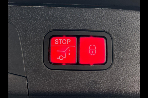 Mercedes-Benz EQC 400 4MATIC AMG 80 kWh | SOH 95 % | Origineel Nederlands | Trekhaak | Adaptieve/Cruise | Camera