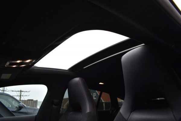 Mercedes-Benz CLA-Klasse Shooting Brake 180 AMG NIGHT | SFEERVERLICHTING | APPLE CARPLAY | ANDROID AUTO | CAMERA | PANORAMADAK