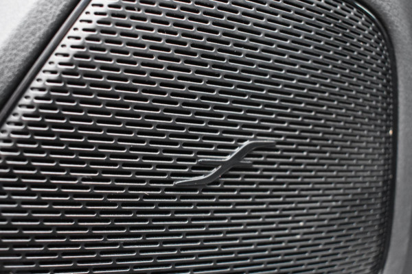 Mercedes-Benz CLA-Klasse Shooting Brake 180 AMG NIGHT | SFEERVERLICHTING | APPLE CARPLAY | ANDROID AUTO | CAMERA | PANORAMADAK