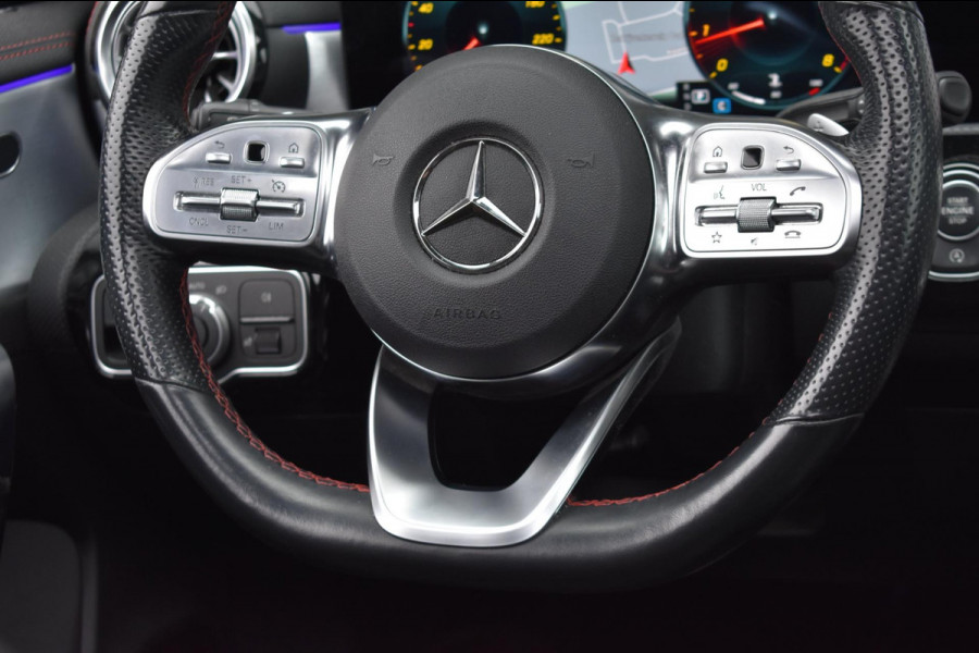 Mercedes-Benz CLA-Klasse Shooting Brake 180 AMG NIGHT | SFEERVERLICHTING | APPLE CARPLAY | ANDROID AUTO | CAMERA | PANORAMADAK