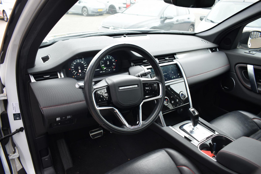 Land Rover Discovery Sport P300e 1.5 R-Dynamic SE | Trekhaak | Pano | Stoelverwarming