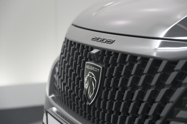 Peugeot 2008 Hybrid 136 e-DCS6 Allure | 360 Camera | Adaptieve Cruise Control | Dodehoekdetectie | Apple Carplay