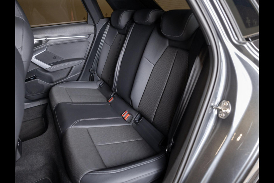 Audi A3 Sportback 35 TFSI S edition / 150pk / Panorama dak / Sonos / Achteruitrij camera /