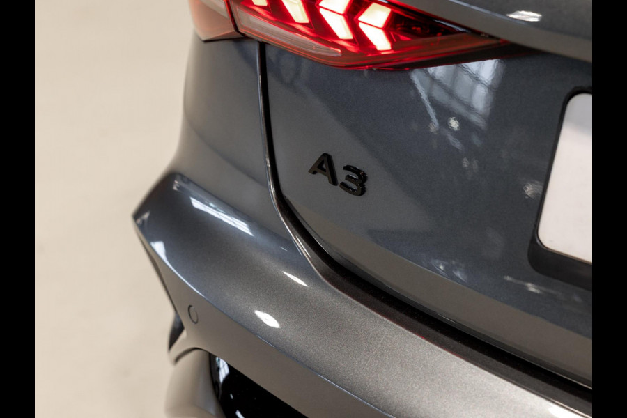 Audi A3 Sportback 35 TFSI S edition / 150pk / Panorama dak / Sonos / Achteruitrij camera /