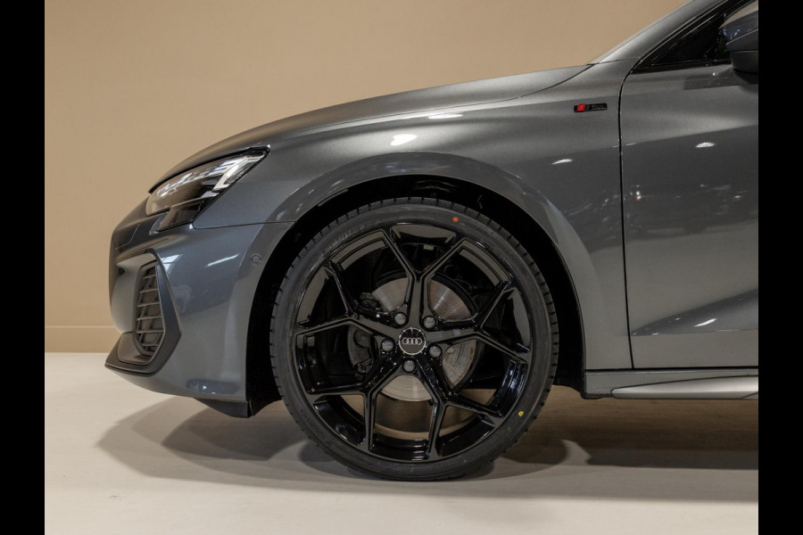 Audi A3 Sportback 35 TFSI S edition / 150pk / Panorama dak / Sonos / Achteruitrij camera /