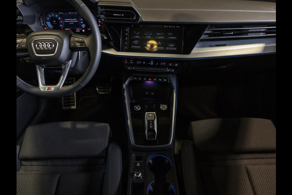 Audi A3 Sportback 35 TFSI S edition / 150pk / Panorama dak / Sonos / Achteruitrij camera /