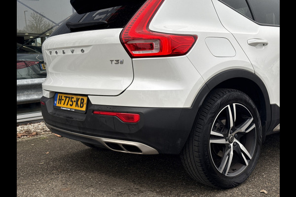 Volvo XC40 1.5 T3 R-Design | NL-auto | BTW | Pano | Parel lak | Stoelverw.