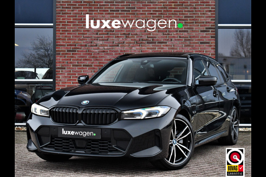 BMW 3 Serie Touring 330e M-Sport Pano ACC Trekh H/K HUD 19inch Stuurverw